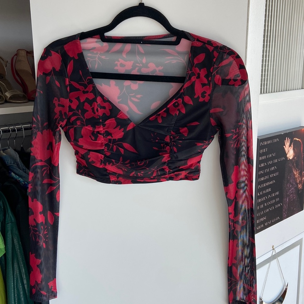 Long Sleeve Red and Black Patterned Mesh Crop Top